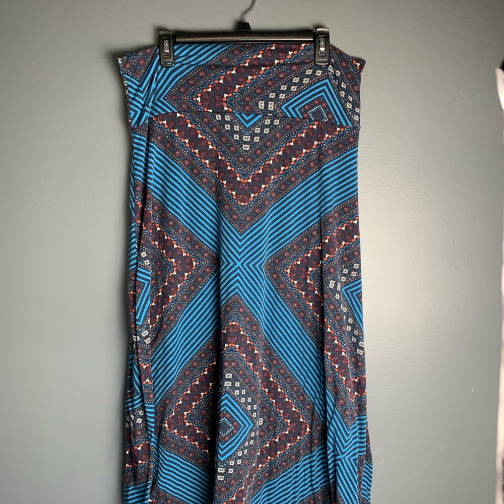 Floor Length Patterned Skirt